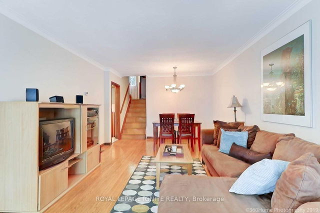 153 Rodda Boulevard