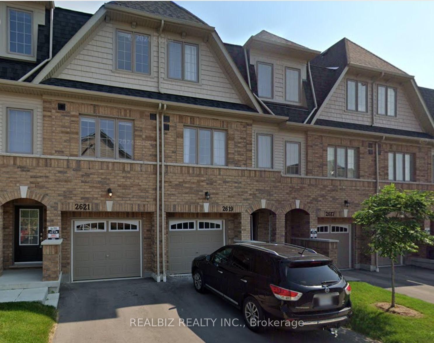 Townhouse for lease at 2619 Magdalen Path, Oshawa, Windfields, L1L 0R6 - MLS: E12143194
