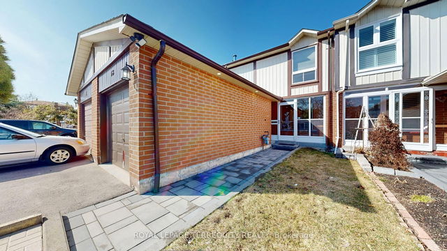 68 Phalen Crescent