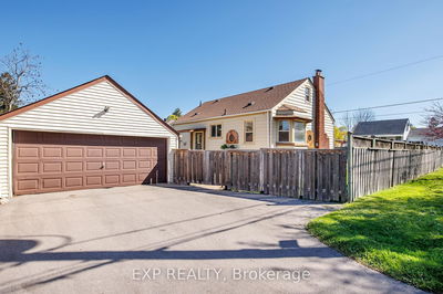 72 Cleta Dr, Toronto - Kennedy Park image-0-2