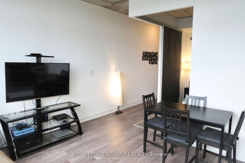 Room2