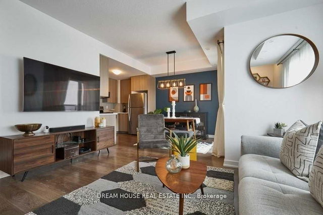 10 - 60 Orchid Place Drive