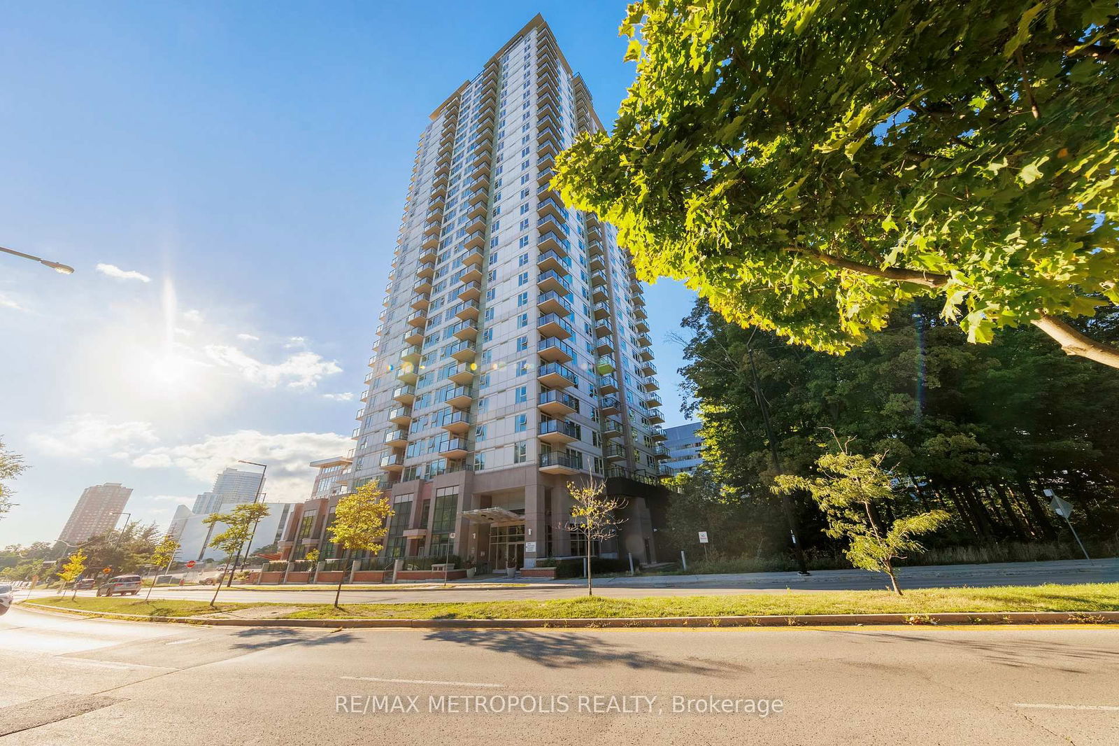 Condo for lease at 611-190 Borough Drive, Toronto, Bendale, M1P 0B6 - MLS: E12144640