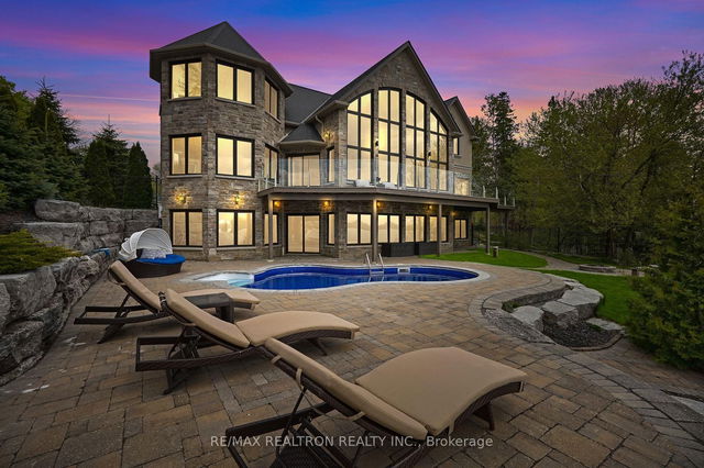 82 Percy Crescent