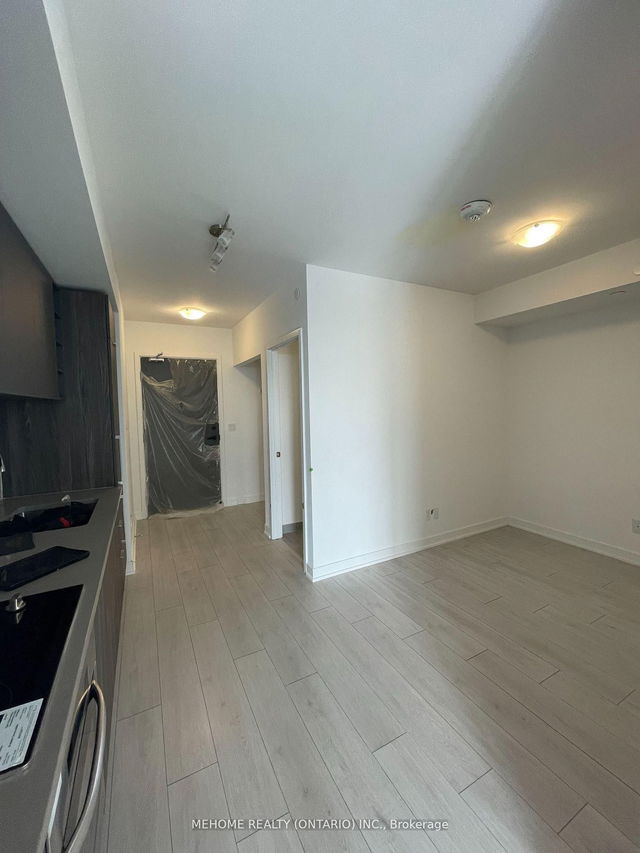 3009 - 2033 Kennedy Road