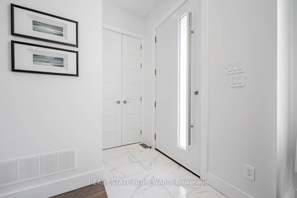 Detached House for sale at 57 Marsh Road, Toronto, Clairlea-Birchmount, M1K 1Z1 - MLS: E12144931