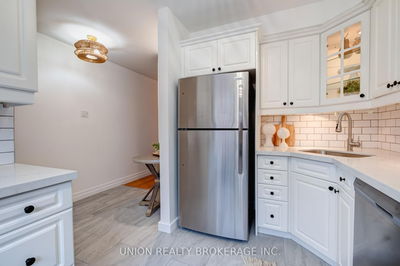 Unit 9 — 90 Kippendavie Ave, Toronto - The Beaches image-0-3