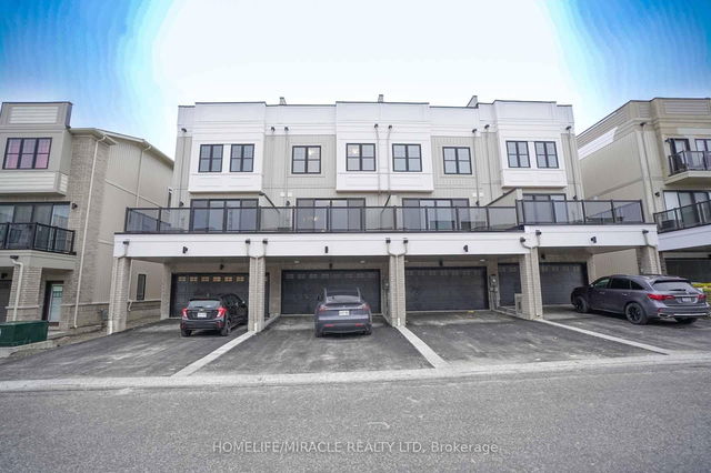 1561 Green Road