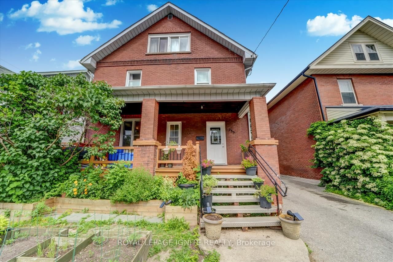 Detached House for sale at 235 Dearborn Avenue, Oshawa, O'Neill, L1G 4Z3 - MLS: E12145385