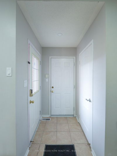 116 Williamson Dr, Ajax - Northeast Ajax image-0-4