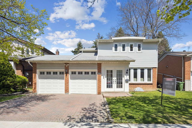 32 Relroy Court