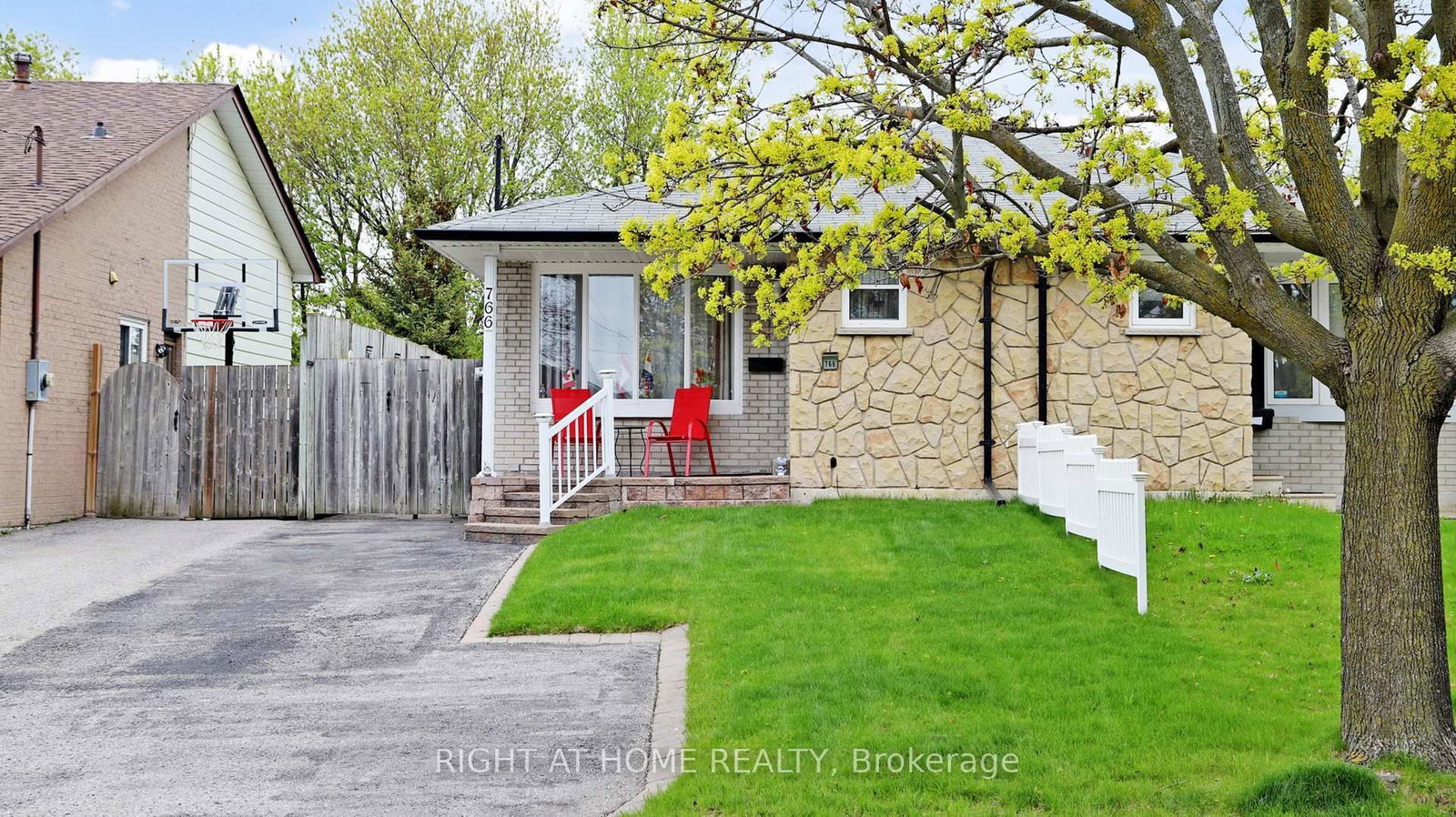 Property at 766 Kenora