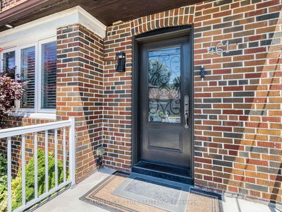 461 Donlands Ave, Toronto - East York image-0-2