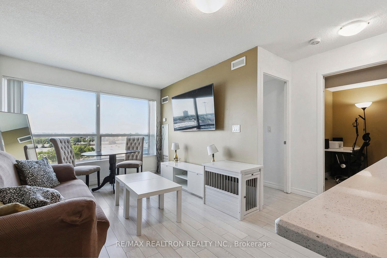 Condo for sale at 915-36 Lee Centre Drive, Toronto, Woburn, M1H 3K2 - MLS: E12147805