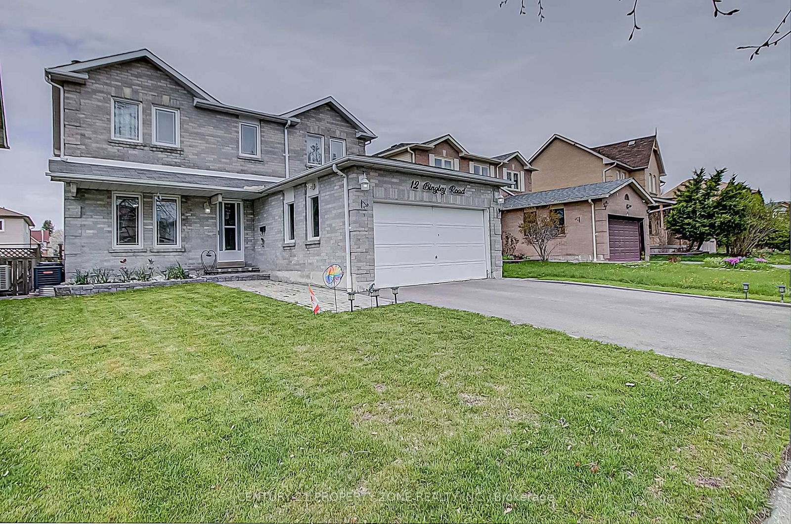 Detached House for sale at 12 Bingley Road, Toronto, Rouge E11, M1X 1L1 - MLS: E12147810