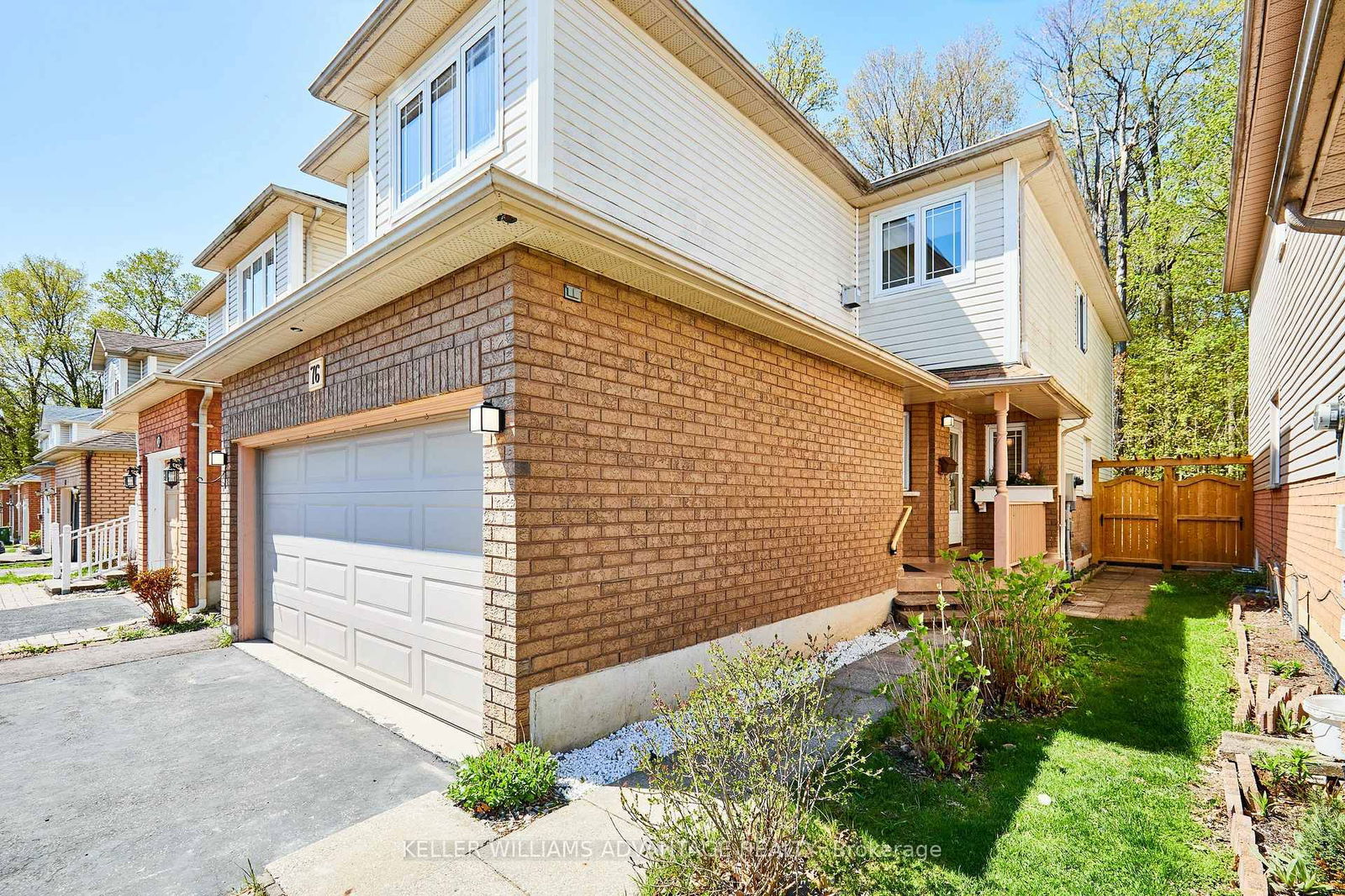 Detached House for sale at 76 Piperbrook Crescent, Toronto, West Hill, M1E 5G9 - MLS: E12148219