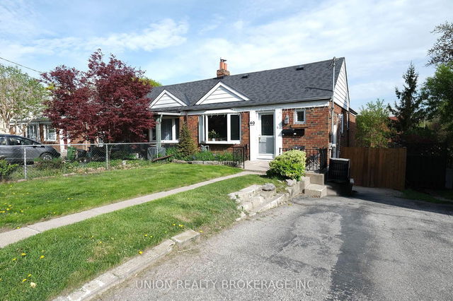 Unit B - 40 Winston Avenue
