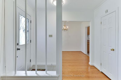 154 Tower Dr, Toronto - Wexford-Maryvale image-0-3