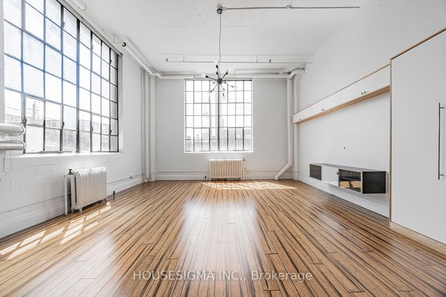 202B - 245 Carlaw Avenue