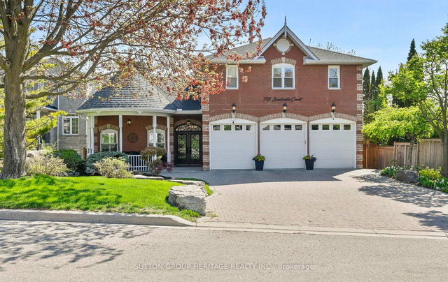 716 Sandcastle Court