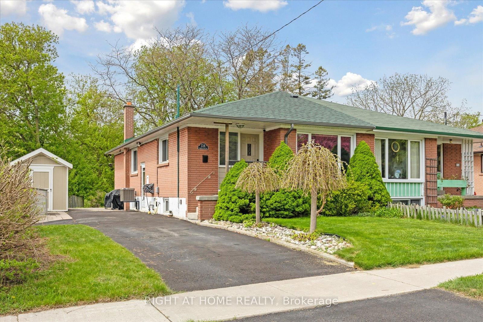 Semi-Detached House for sale at 154 Lupin Drive, Whitby, Downtown Whitby, L1N 1X8 - MLS: E12149124