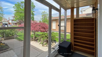 65 Oakhaven Dr, Toronto - Milliken image-0-3
