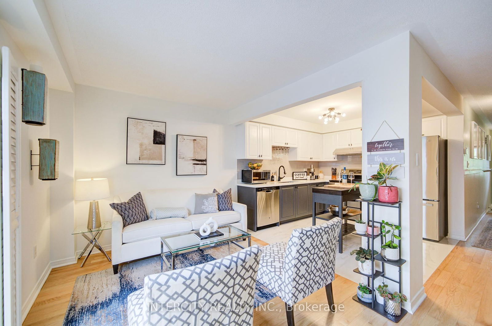 Property at 372 Sparrow