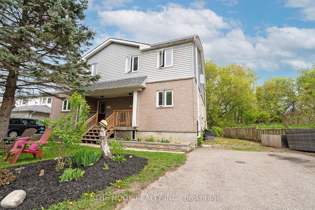629 Dunn Crescent