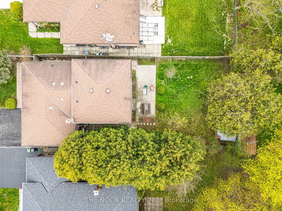 5 Starlake Dr, Toronto - Morningside image-0-2