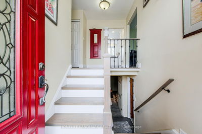 4 Steepmaple Grve, Toronto - Morningside image-0-4