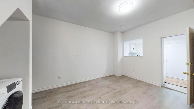 Lower Unit - 393 Jones Avenue