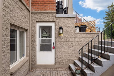 Unit 26 — 901 Kennedy Rd, Toronto - Ionview