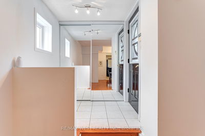 Unit 26 — 901 Kennedy Rd, Toronto - Ionview image-0-2
