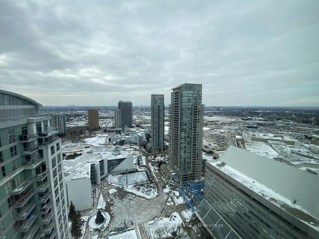 3305 - 70 Town Centre Court