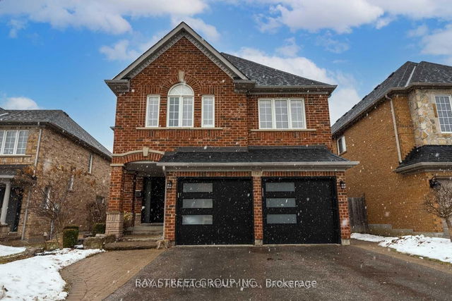 12 Tweedie Crescent