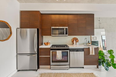 Unit 406 — 246 Logan Ave, Toronto - South Riverdale image-0-3
