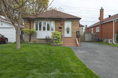 93 Flora Dr, Toronto - Dorset Park
