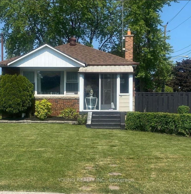 35 Porter Cres, Toronto - Dorset Park image-0-0