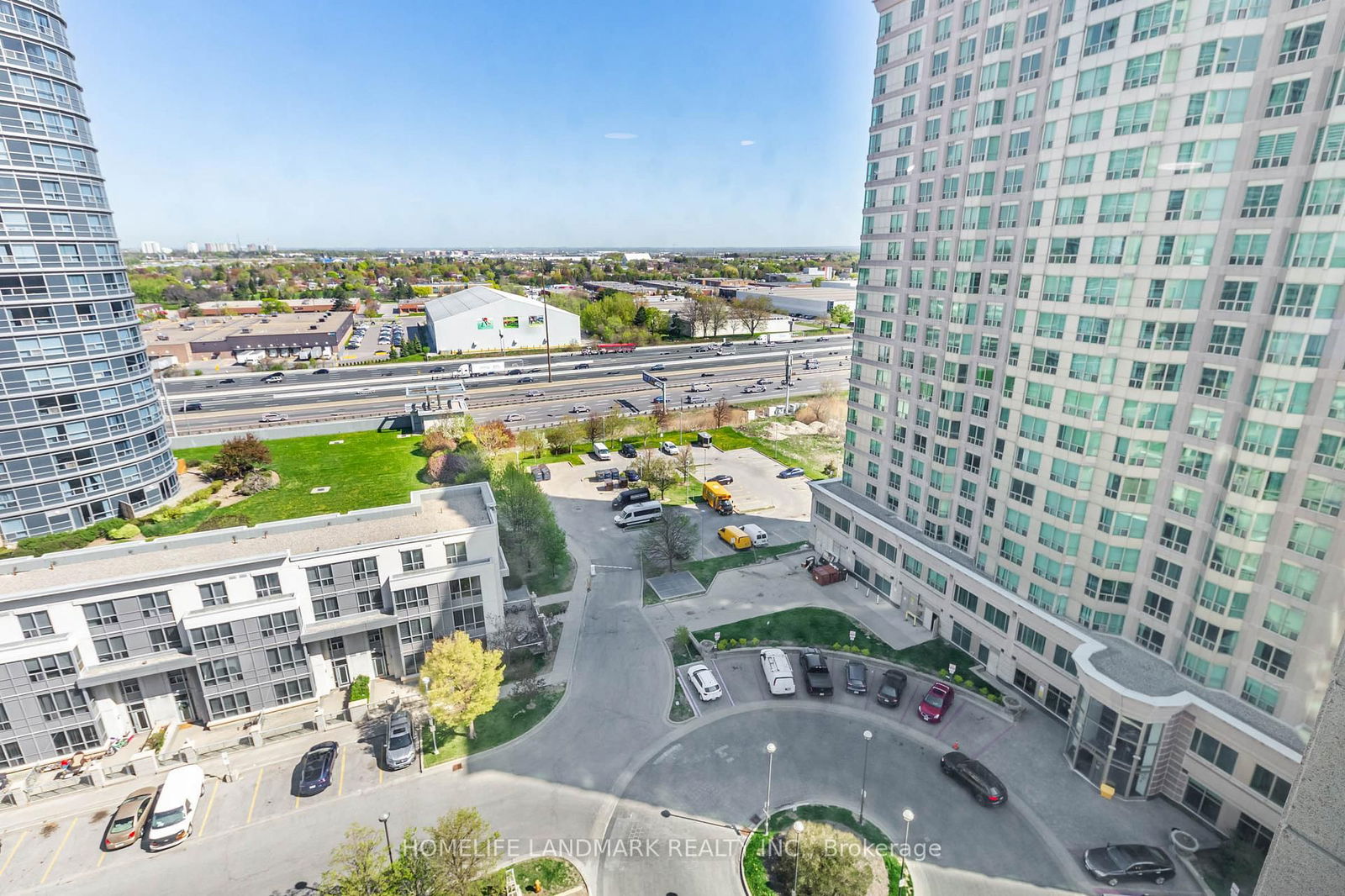 Condo for sale at 1601-1 Lee Centre Drive, Toronto, Woburn, M1H 3J2 - MLS: E12152850