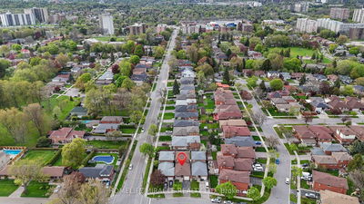 4 Greendowns Dr, Toronto - Scarborough Village image-0-3