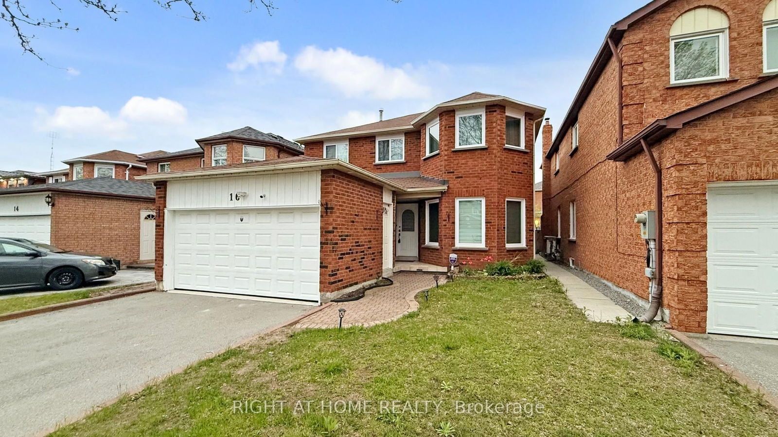 Detached House for sale at 16 Graybark Crescent, Toronto, Highland Creek, M1C 4H9 - MLS: E12152926