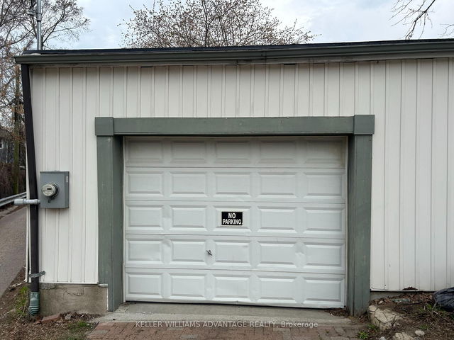 garage - 1443 Kingston Road