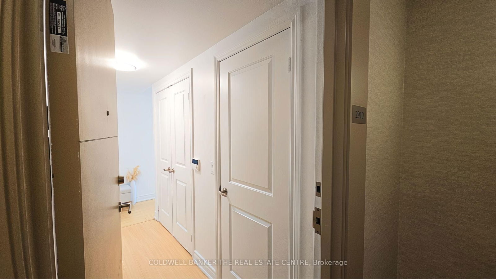 Condo for sale at 2910-50 Town Centre Court, Toronto, Bendale, M1P 0A9 - MLS: E12153157