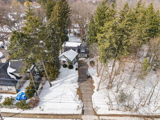 6158 Kingston Road