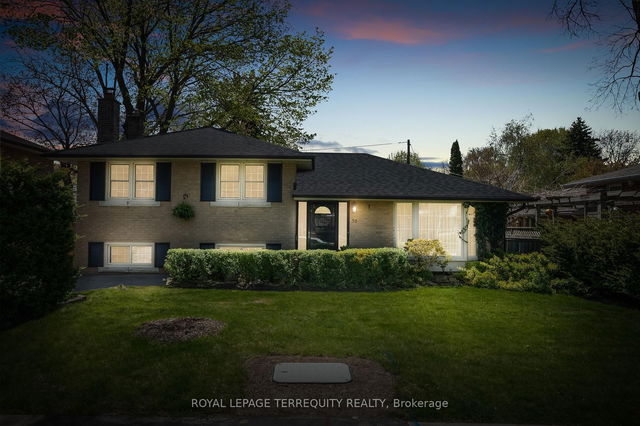 52 Cathedral Bluffs Drive