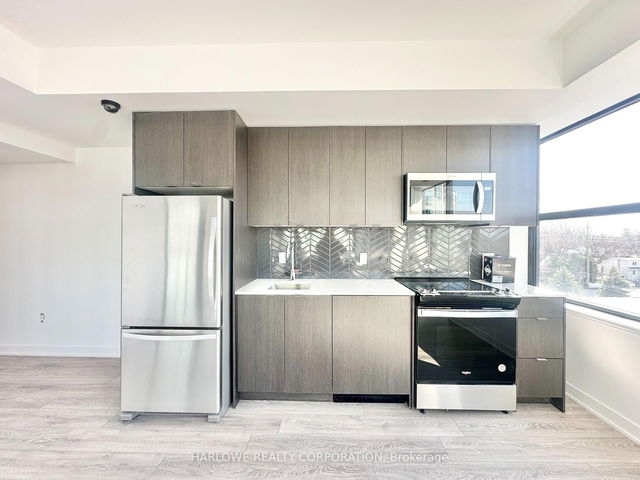 436 D - 1614 Charles Street