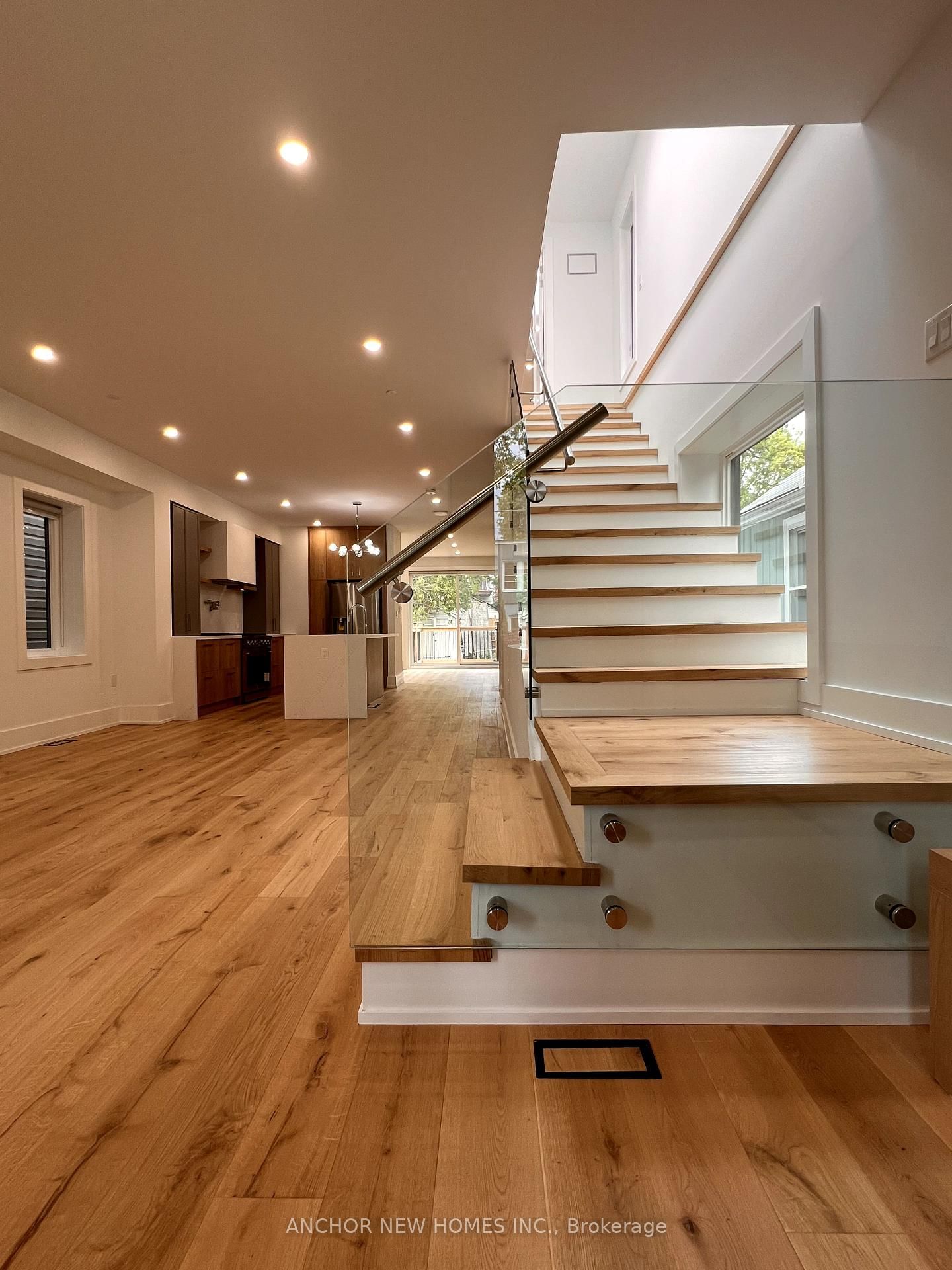Detached House for sale at 834 Sammon Avenue, Toronto, Danforth Village-East York, M4C 2E8 - MLS: E12153629