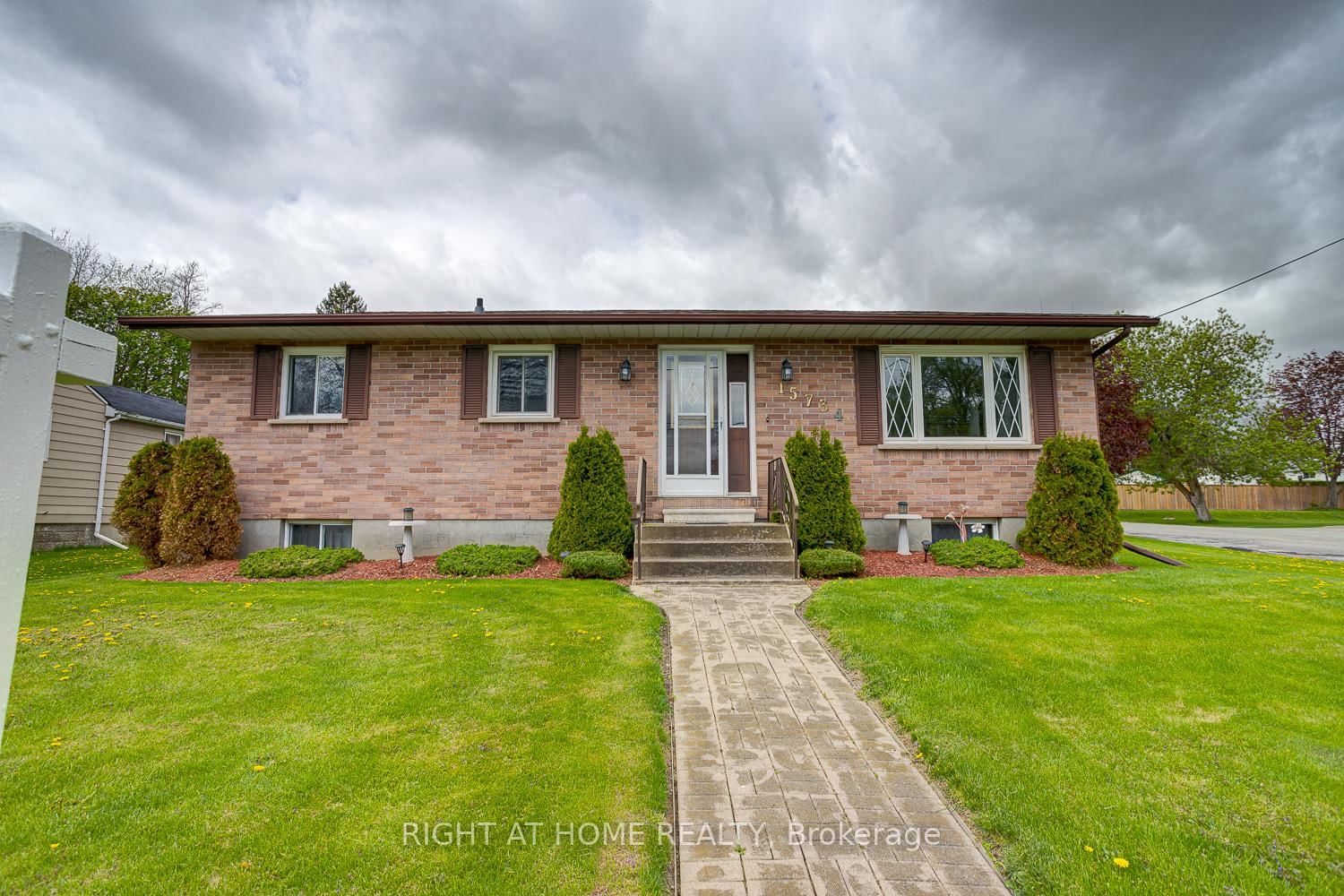 Property at 15734 Simcoe