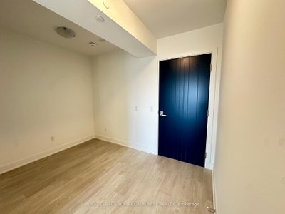 Unit 2001 — 2545 Simcoe Street N — photo 3