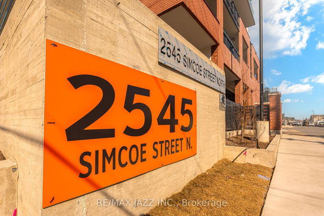 2102 - 2545 Simcoe Street